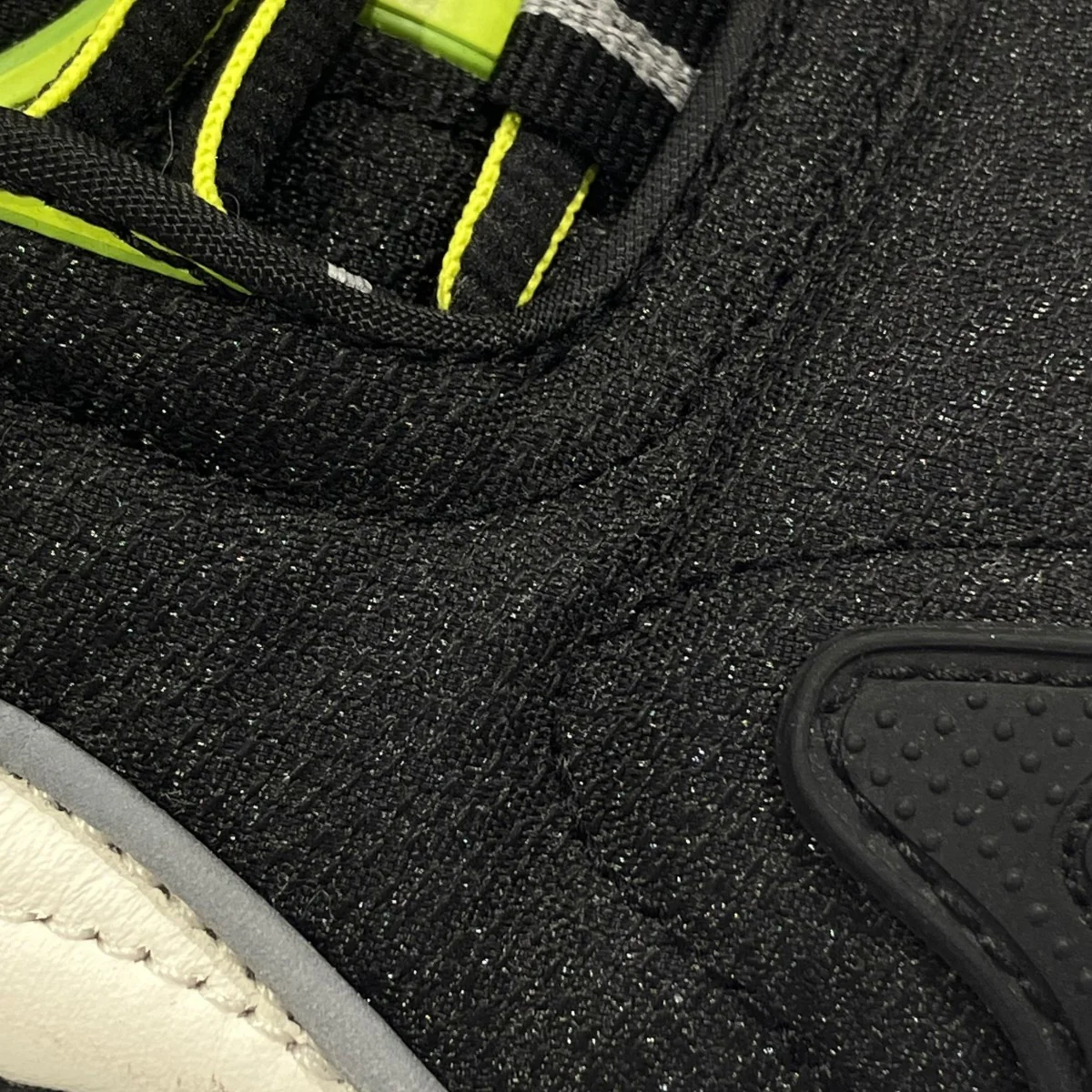 INHALE MESH PUMA BLACK-WARM WHITE-LIME Pローカットスニーカー402459-01 - Image 9
