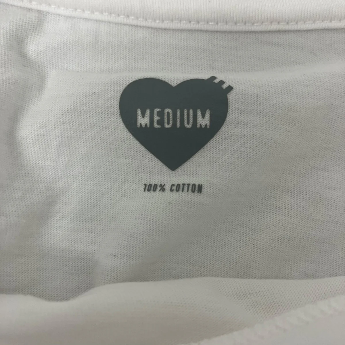 ワンポイントロゴtシャツ - Image 5