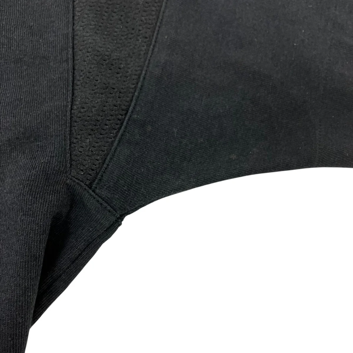 VネックTシャツ - Image 7