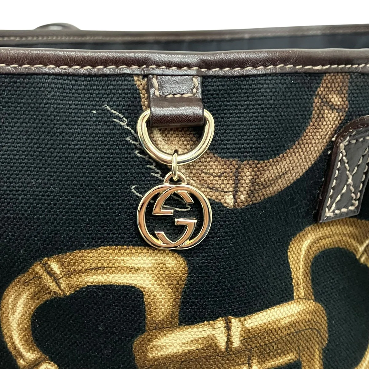 ホースビットインターロッキングトートバッグ - Image 4