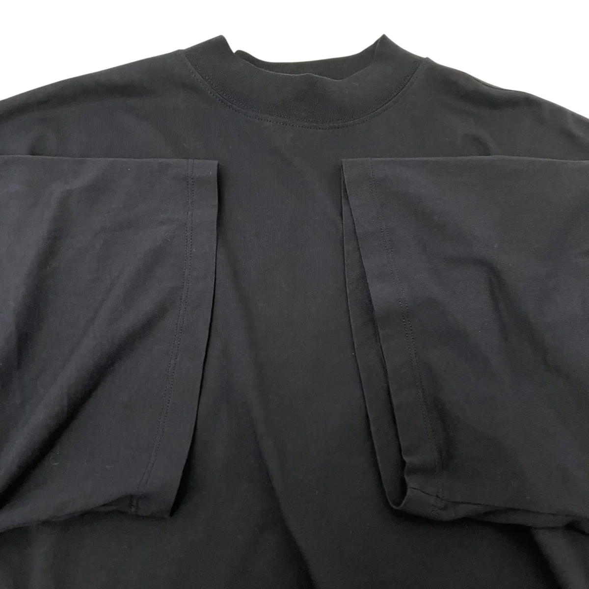 モックネックTシャツ - Image 4
