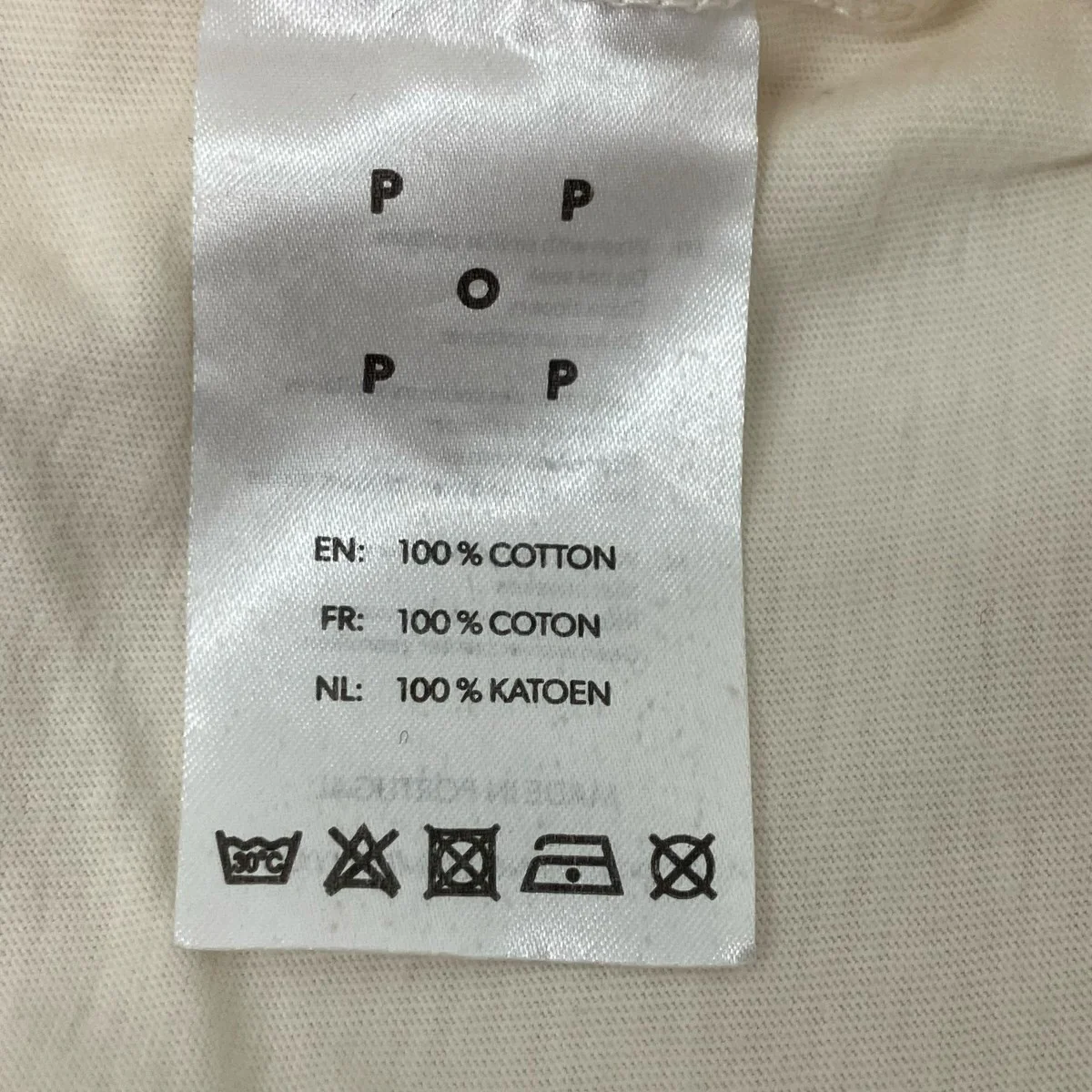 UネックTシャツ - Image 6