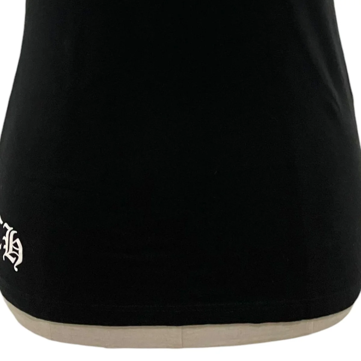 ホースシューVネックTシャツ - Image 5