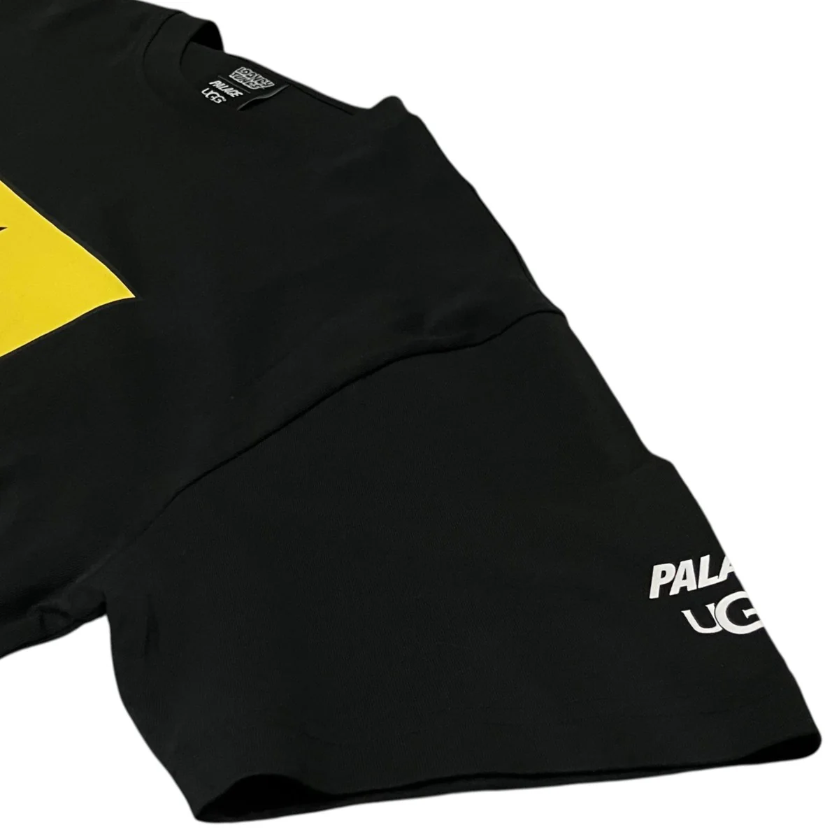 【PALACE UGG LOONEY TUNES T-SHIRT】プリントTシャツ - Image 5