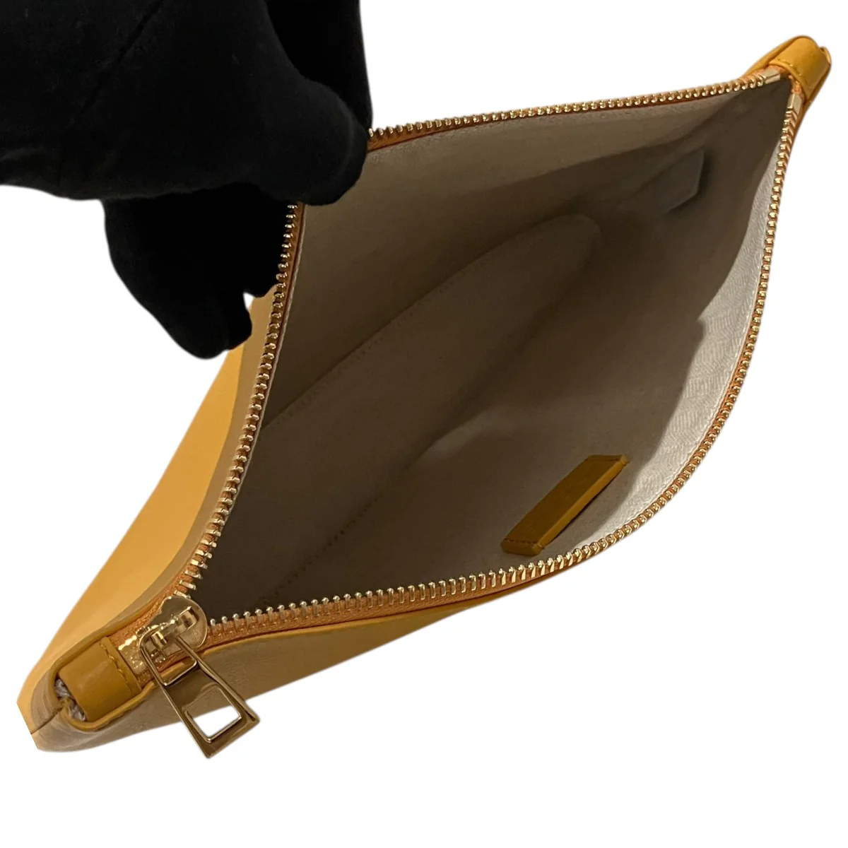 【OBLONG POUCH PLAI CRIMSON 】レザーポーチQ730C63X01 - Image 7