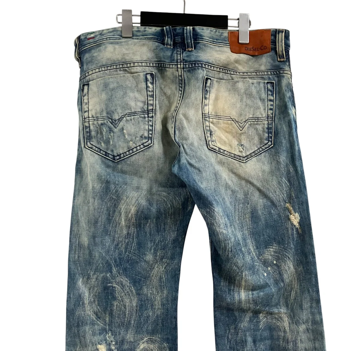 クラッシュ加工デニムパンツ - Image 4