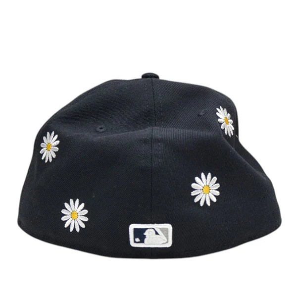 59FIFTY Flower Embroidery New York Yankees　フラワー刺繍ニューヨークヤンキースキャップ　14109889 - Image 3