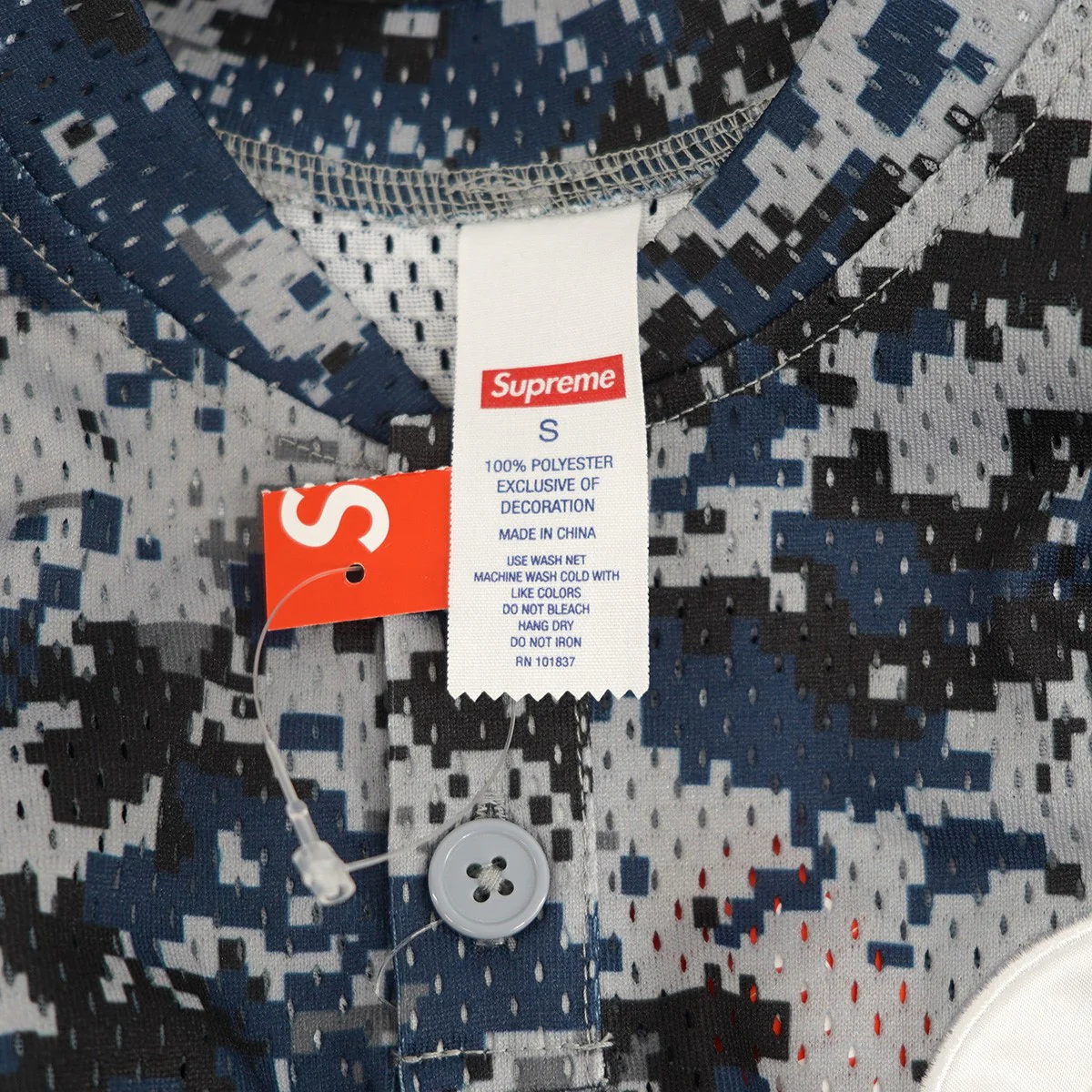25SS S Logo Baseball Henley Digi Camoエス ロゴ ベースボール ヘンリー ネック メッシュ Tシャツ - Image 6