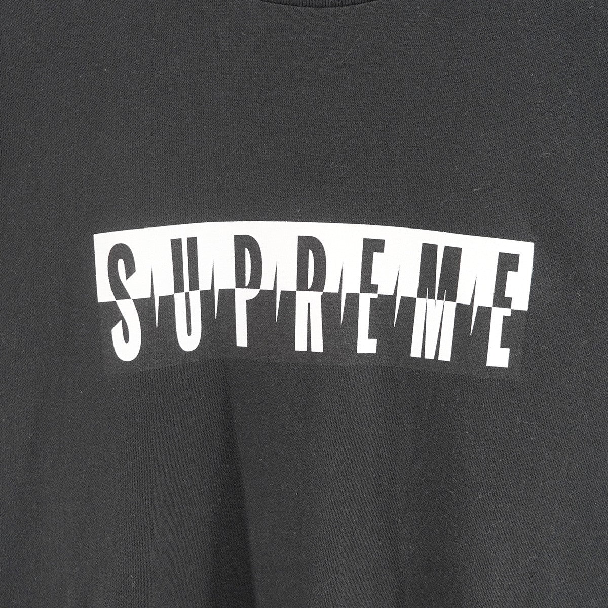 25AW Split Tee スプリット ロゴ Tシャツ - Image 4