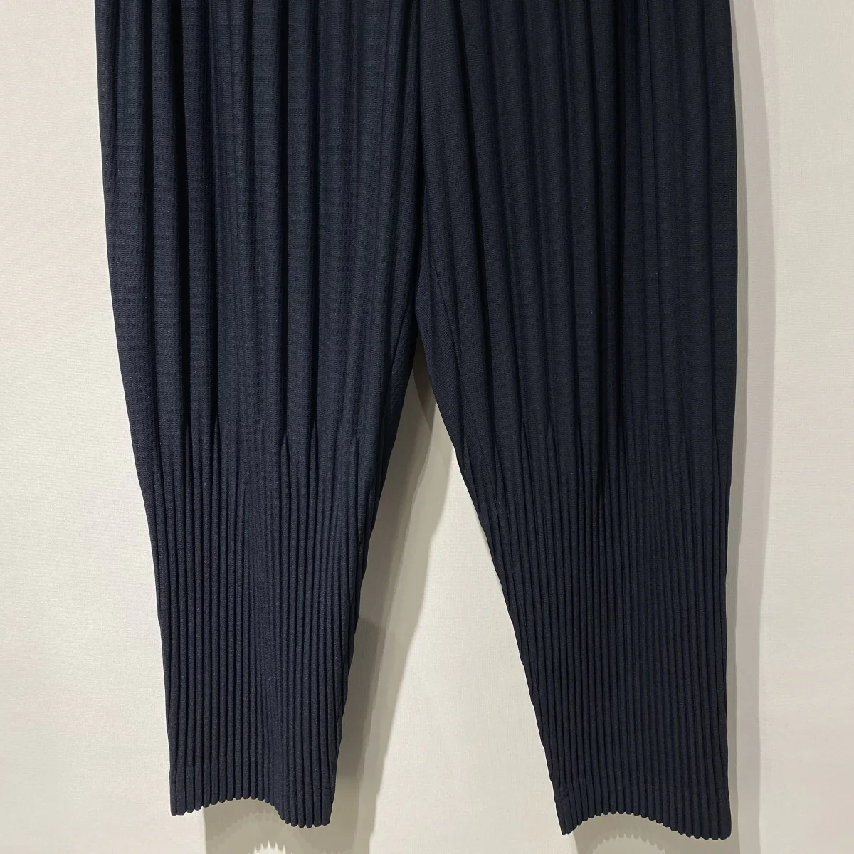 BASICライン／シーズンレスPLEATS／TAPEREDプリーツテーパードイージーパンツ - Image 7