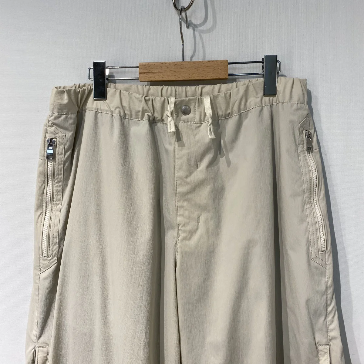 Authentic Training Pantsトレーニングイージーストレッチパンツ - Image 4