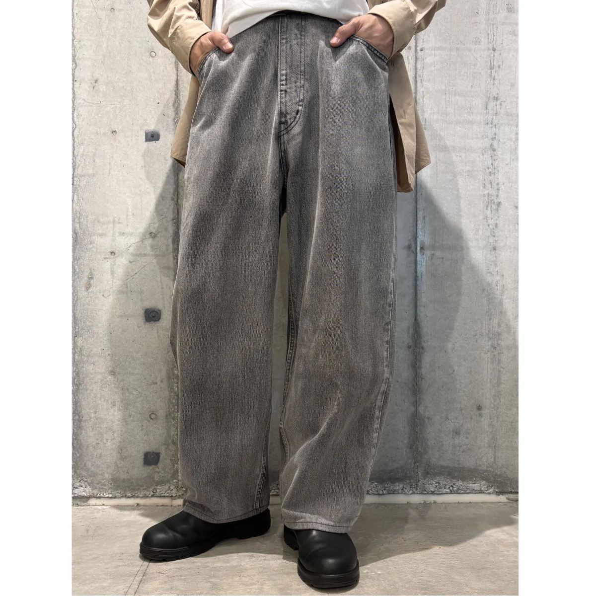 13．5oz DENIM BAGGY FADE USED加工バギーワイドデニムパンツ - Image 2