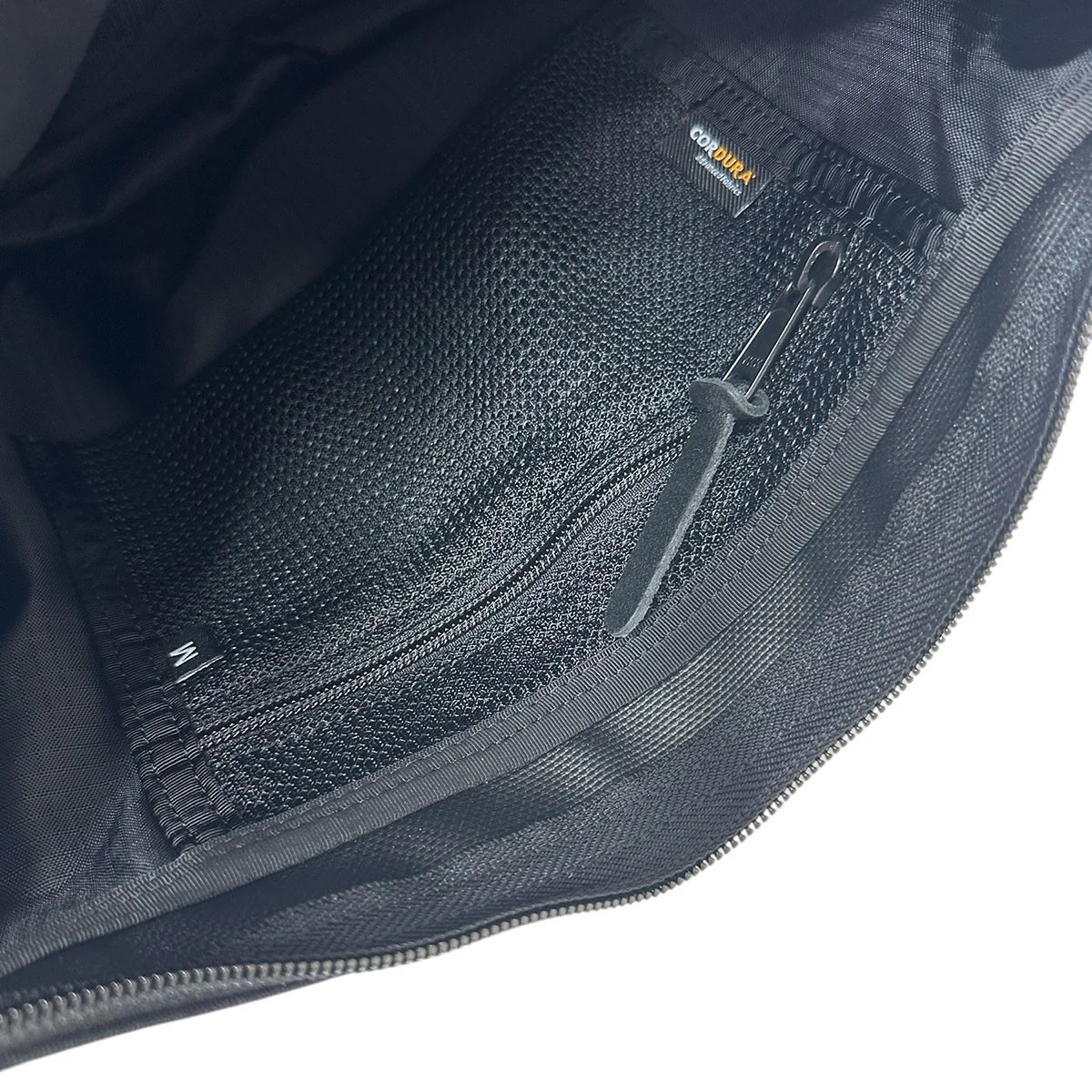 SATCHEL M V3ショルダーバッグ - Image 3
