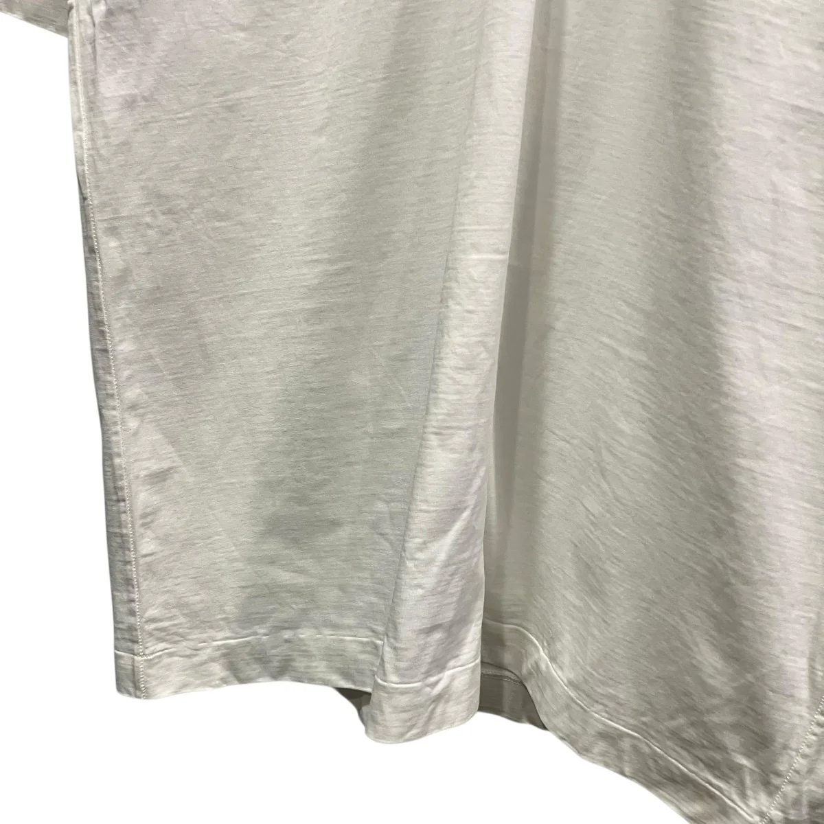 VネックTシャツMTK4103-0803 - Image 4