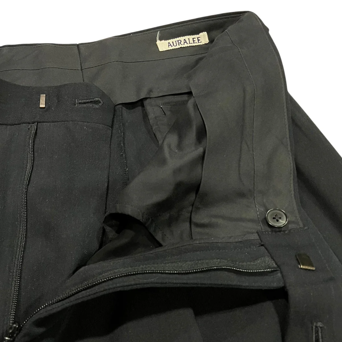 LIGHT WOOL MAX GABARDINE TWO-TUCK SLACKS2タックスラックスA24SP03MG - Image 3