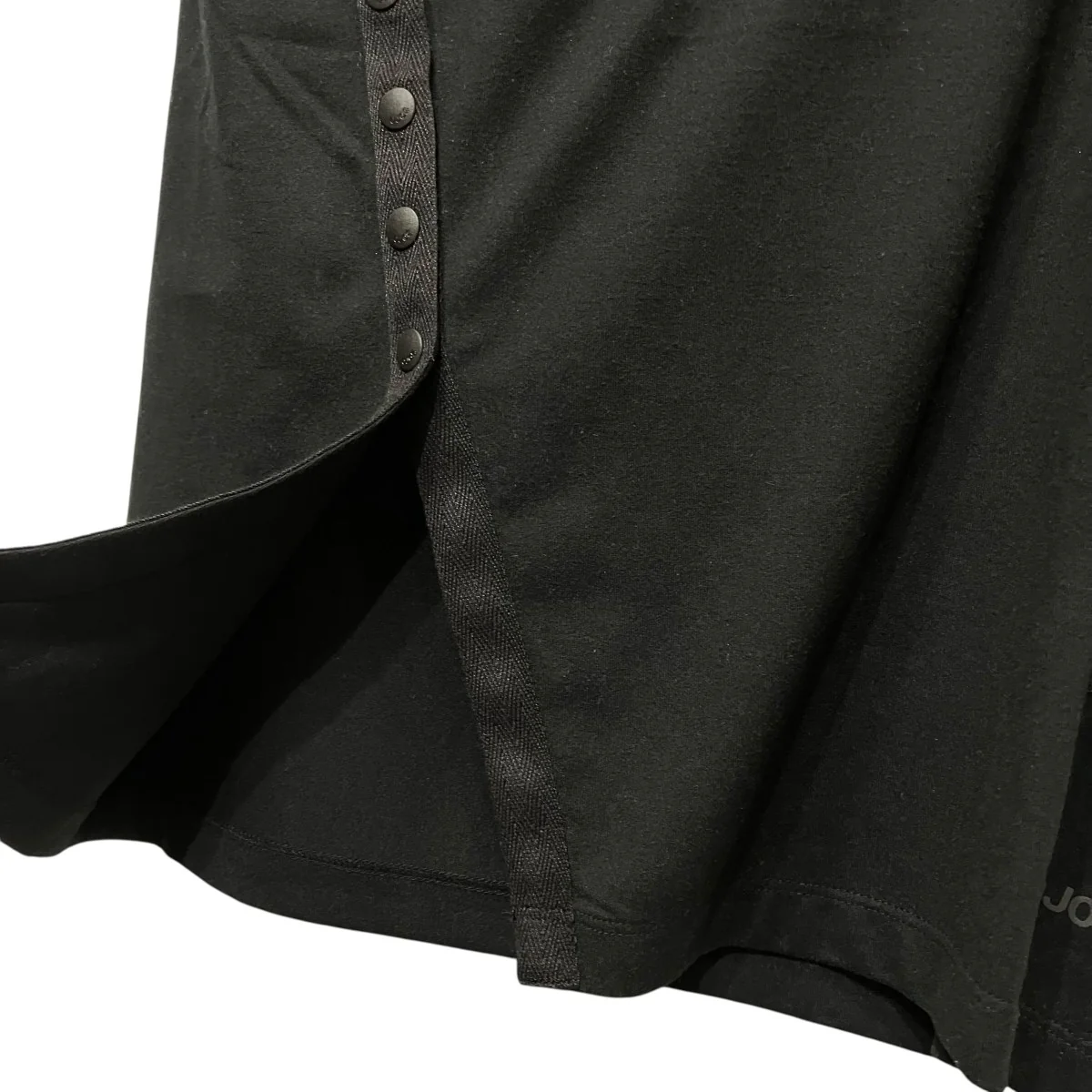 Button Slit Midi Skirtボタンスリットスカート - Image 3