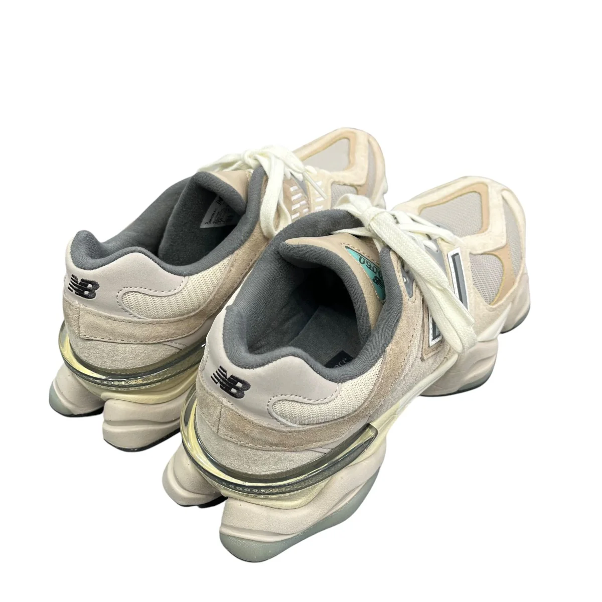 スニーカーU9060MAC - Image 2