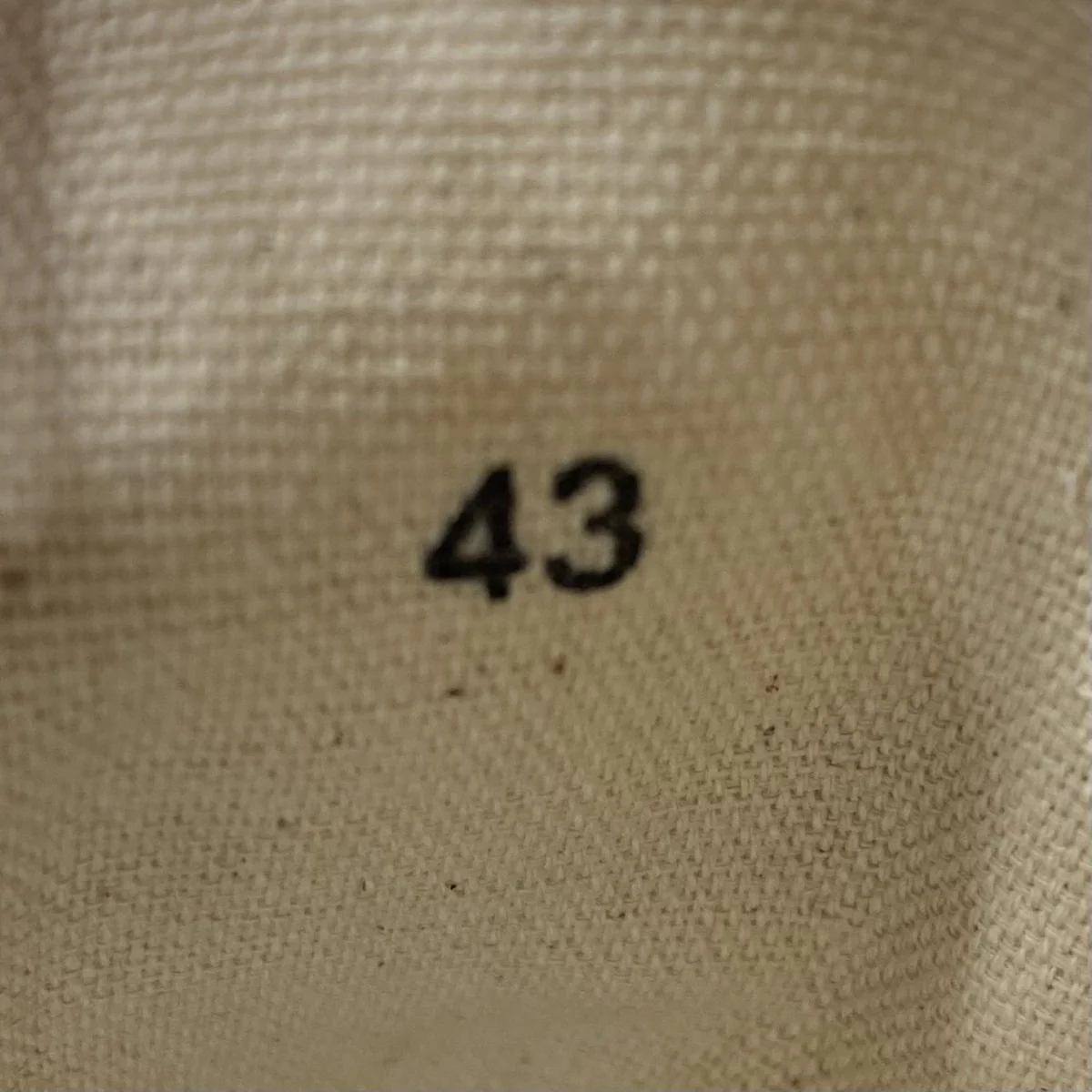 24093063001530 - Image 5