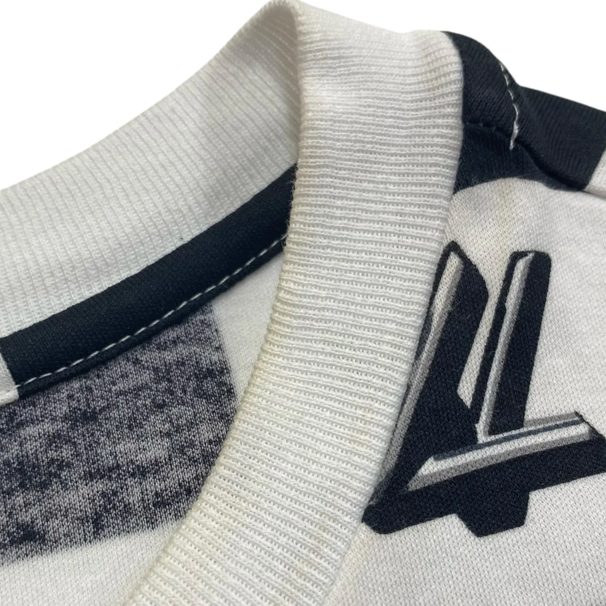 LVツイストロックプリントTシャツRW181B - Image 7