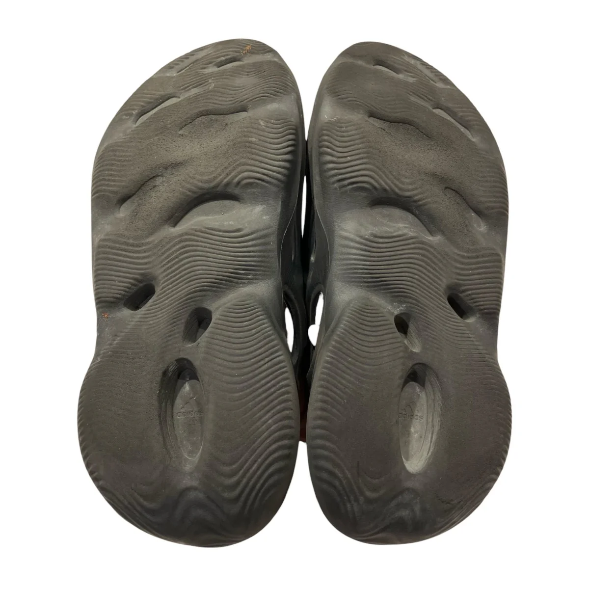 YEEZY Foam Runner Onyxサンダル131552249 - Image 5