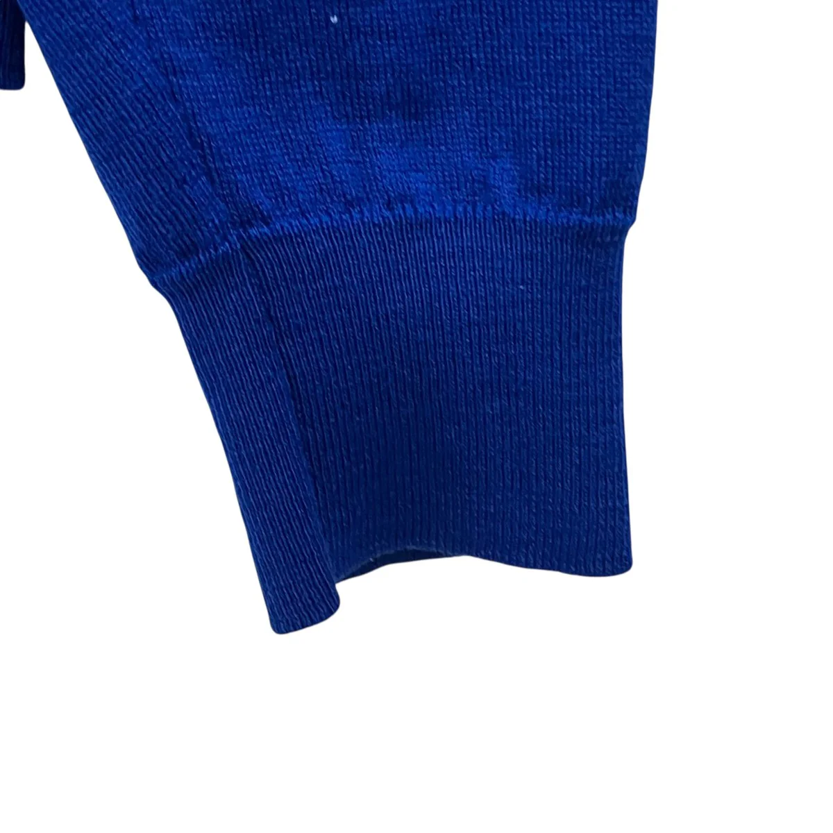 メリノウールVネックニット - Image 4