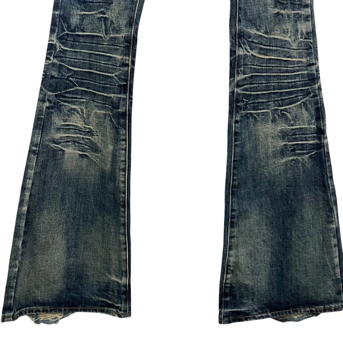 ウォッシュ加工ブーツカットデニム - Image 4