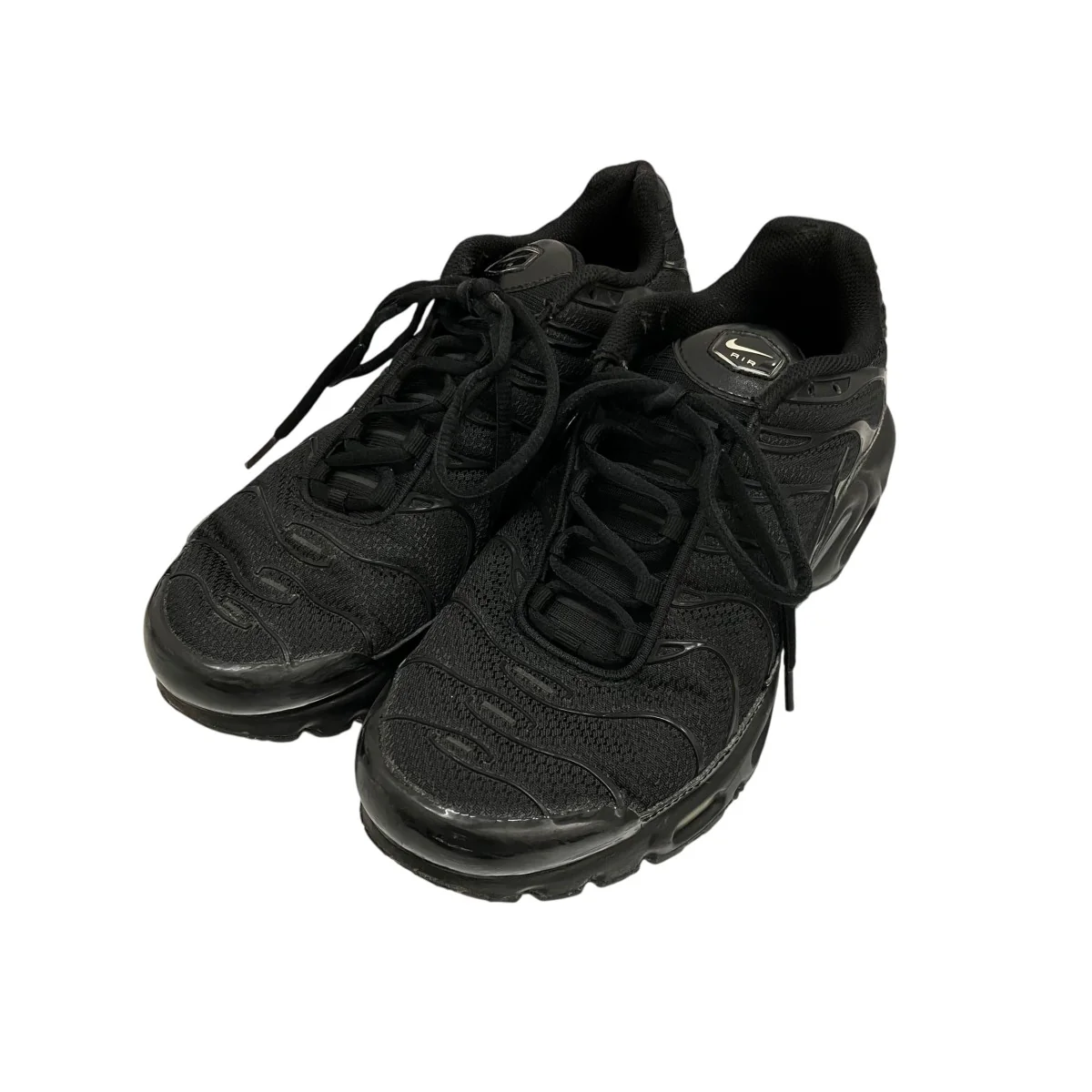 【AIR MAX PLUS TRIPLE BLACK】ローカットスニーカー604133-050
