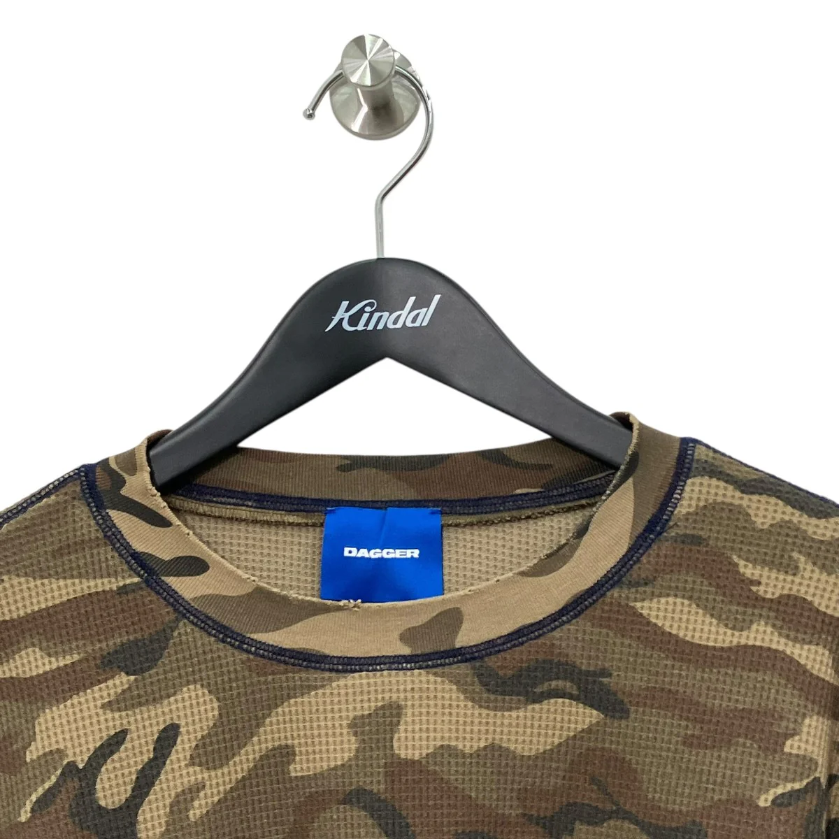 TAKING THE MICKEY CAMO LSカモフラージュサーマルカットソー - Image 3