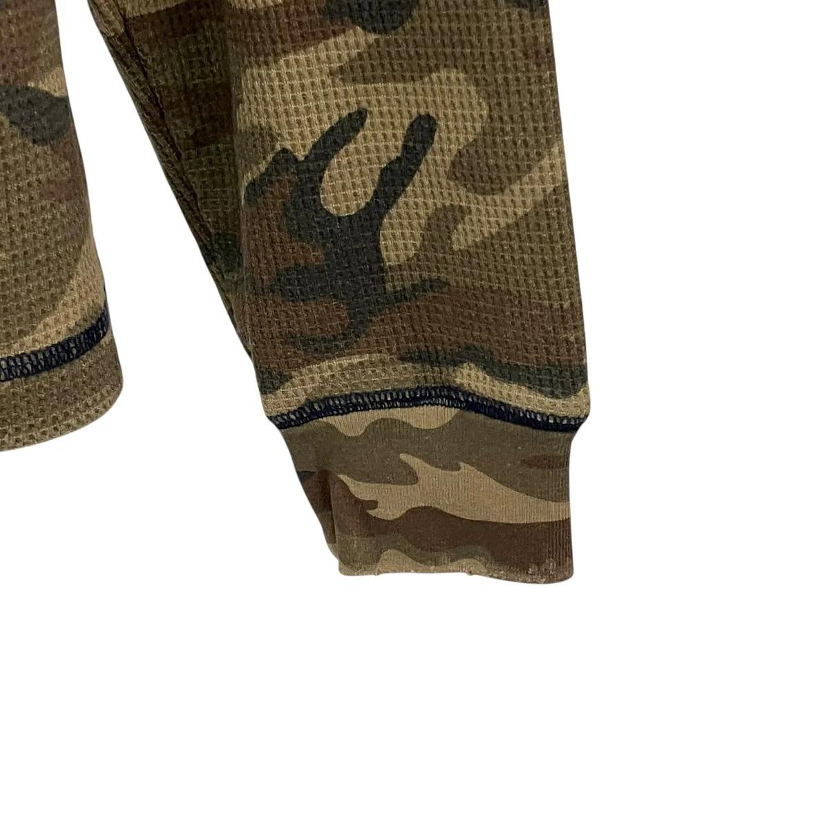 TAKING THE MICKEY CAMO LSカモフラージュサーマルカットソー - Image 4