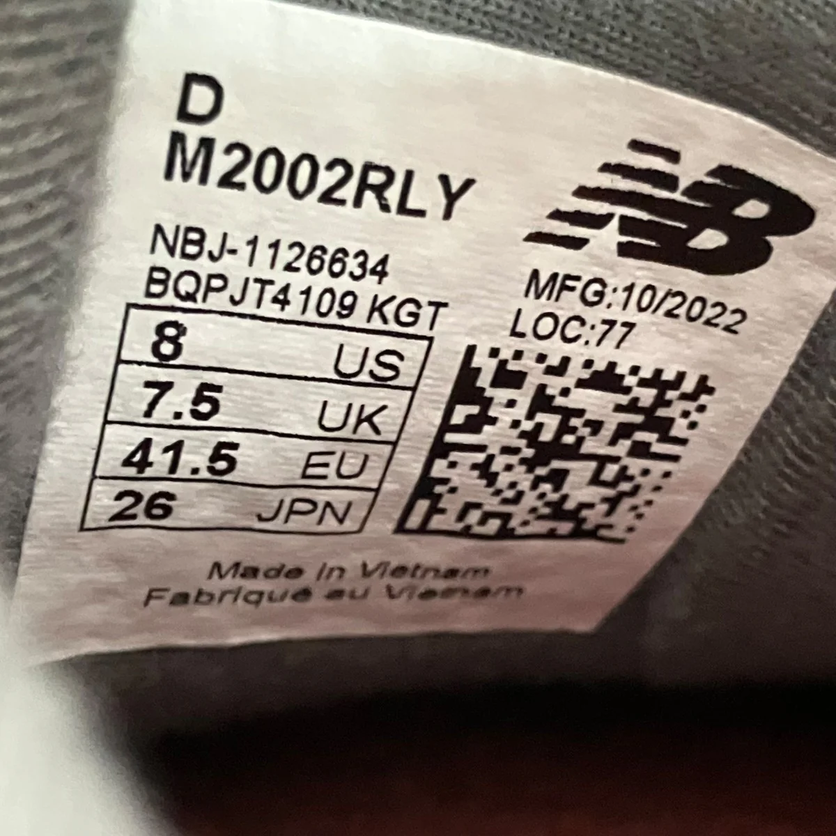 スニーカーM2002RLY - Image 7